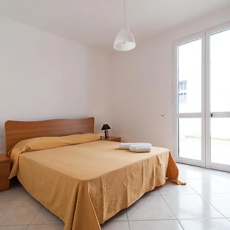 Marini White Sand House *