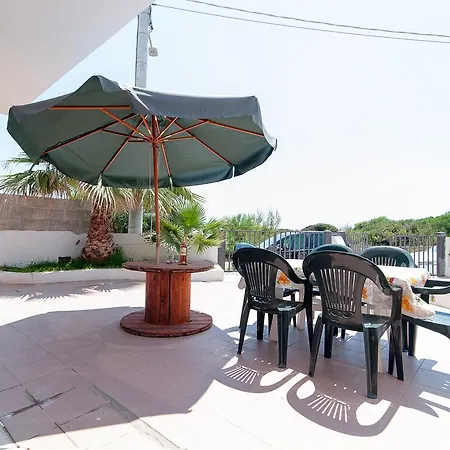 Apartament Marini White Sand House